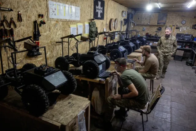 Rigid Western doctrines harming Ukraine's defense, analysts warn