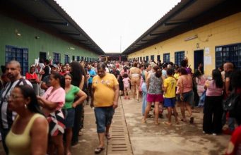 Brazil Polls Close as Lula and Bolsonaro Battle for